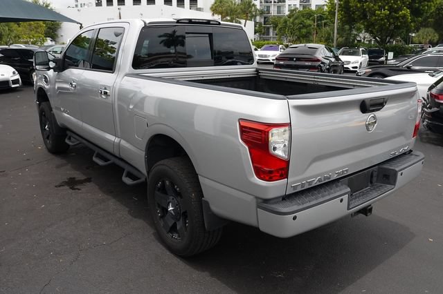 Used 2016 Nissan Titan SL AWD/4WD image 8