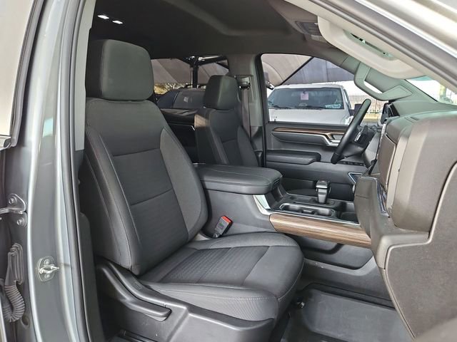 Used 2023 Chevrolet Silverado 1500 LT image 24