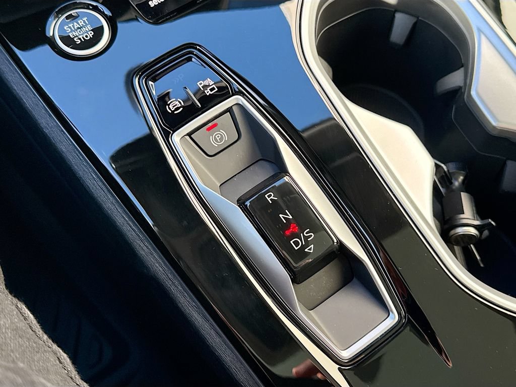New 2026 Audi A6 Premium Plus AWD/4WD image 19