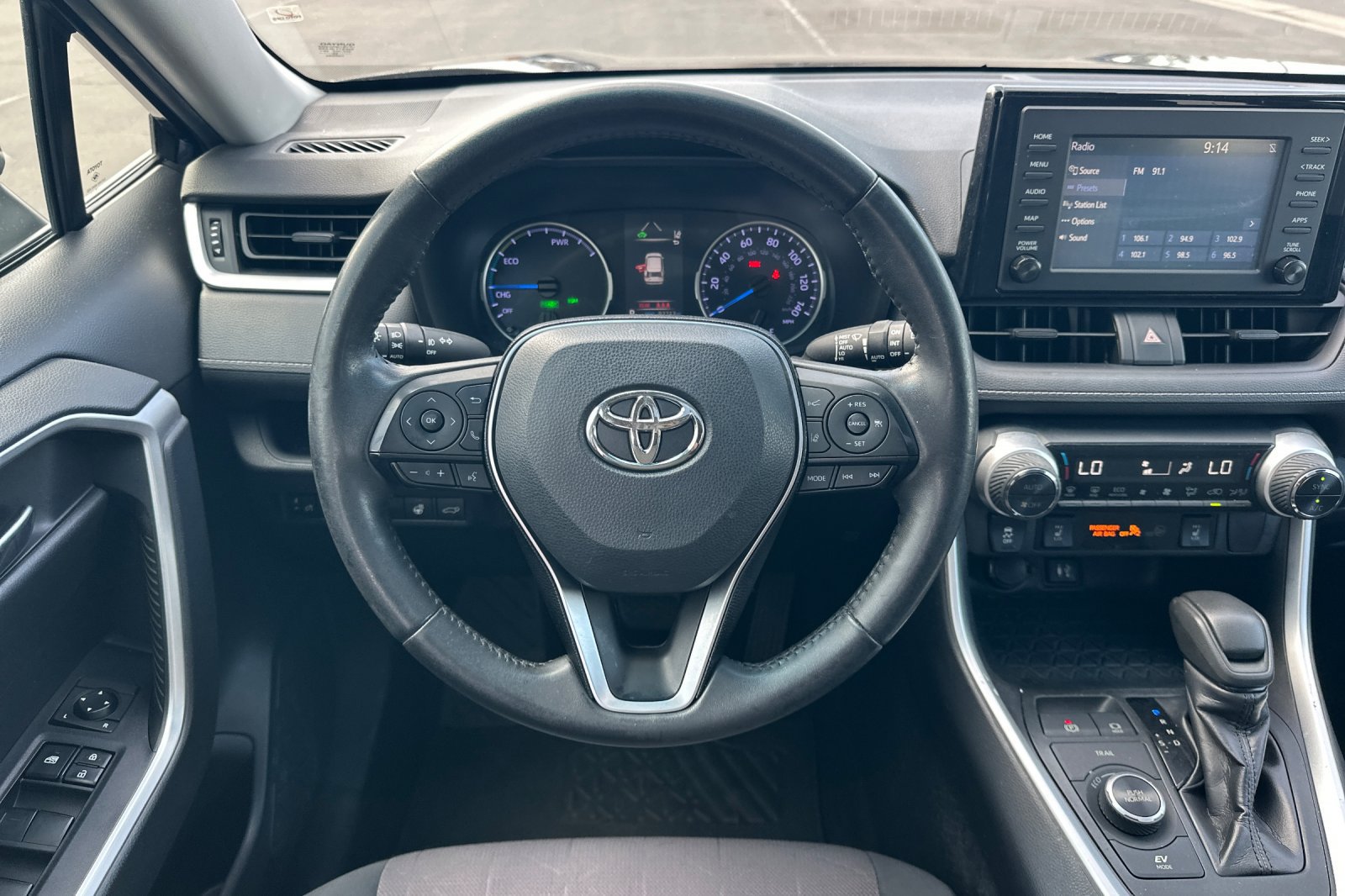 Certified 2019 Toyota RAV4 XLE w/ Convenience Package AWD/4WD image 14