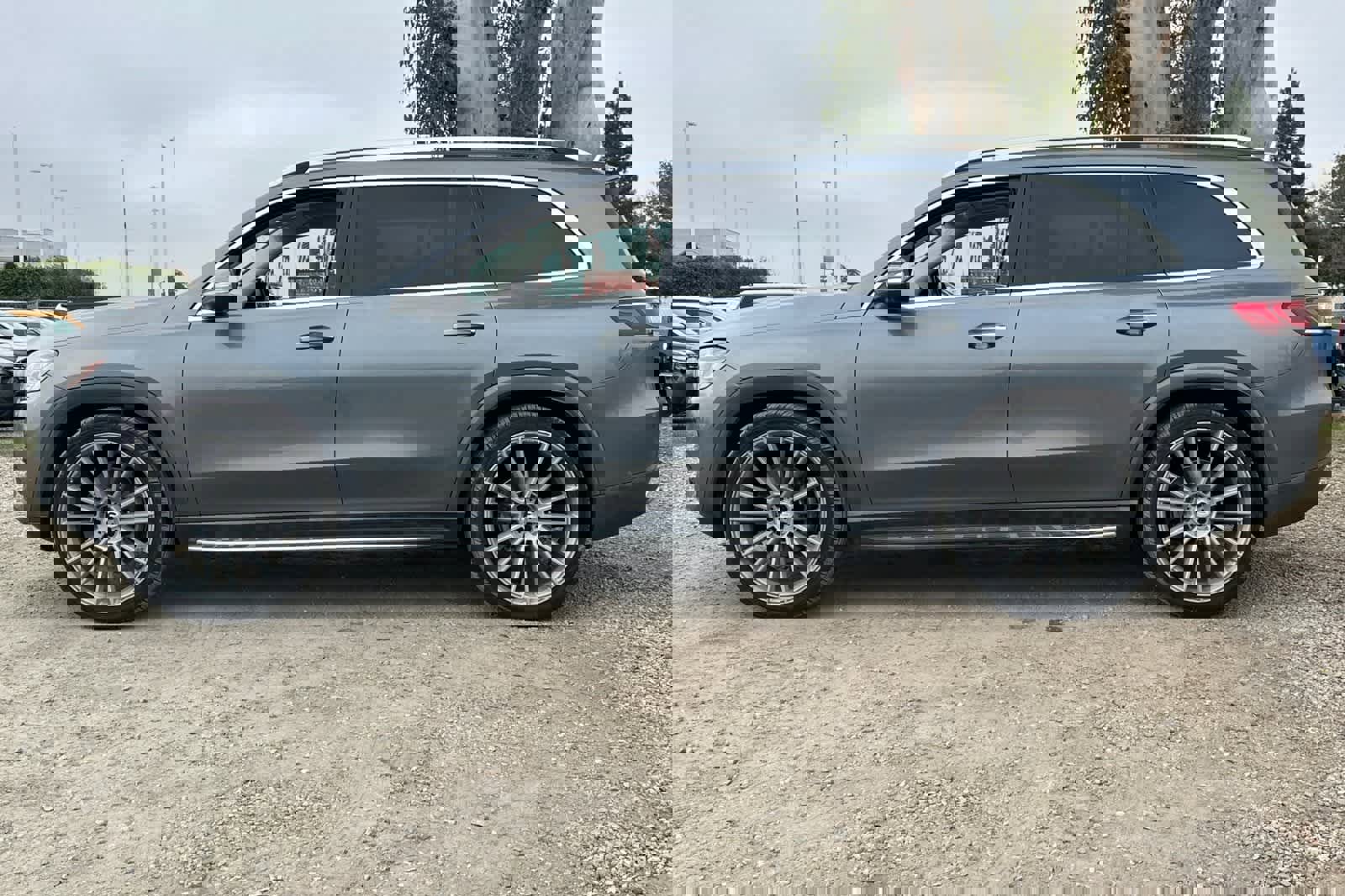 Used 2022 Mercedes-Benz GLS 450 4MATIC image 6