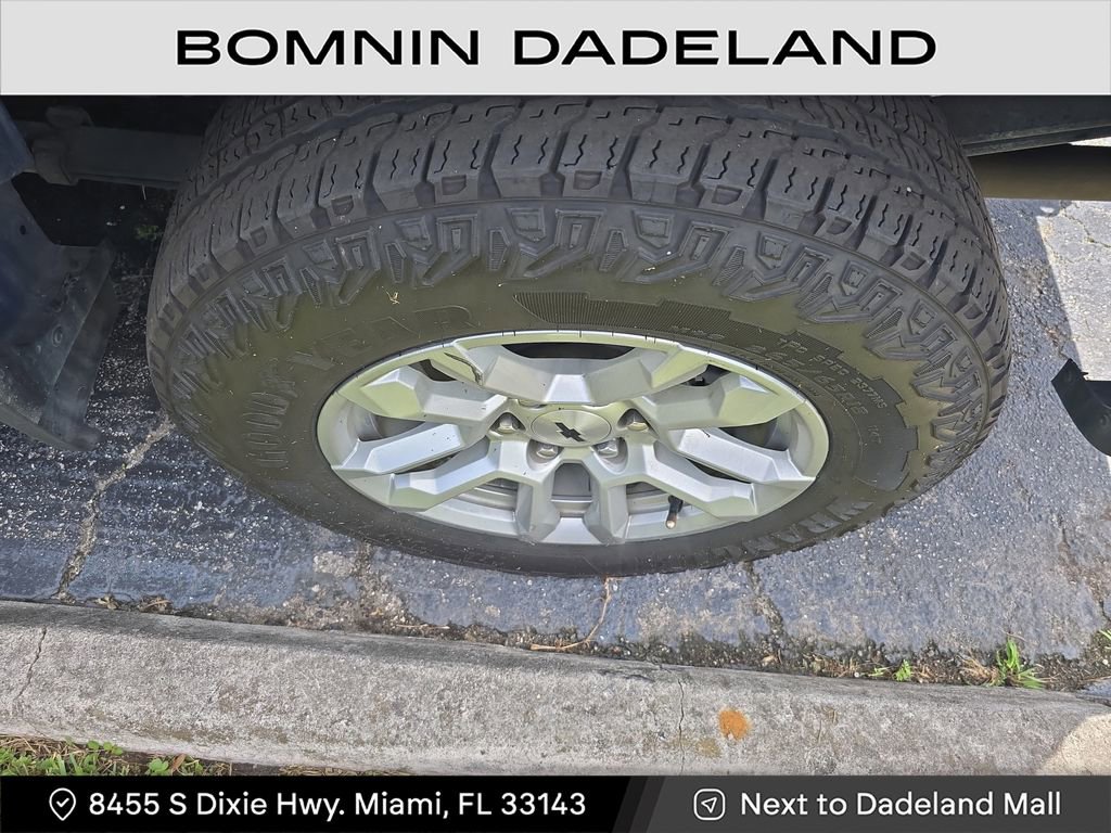 Used 2023 Chevrolet Silverado 1500 RST w/ Z71 Off-Road Package image 9