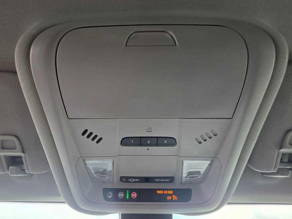 Used 2020 Chevrolet Equinox LT FWD image 37