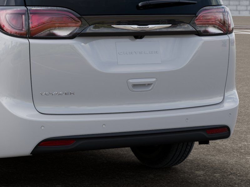New 2026 Chrysler Voyager LX FWD image 13