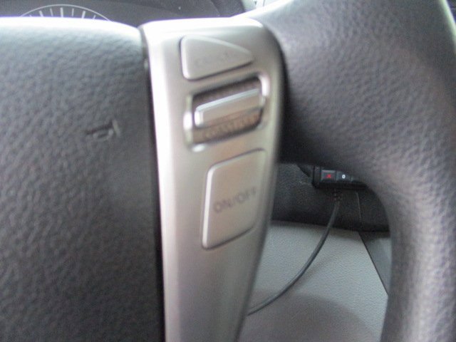 Used 2021 Nissan NV200 SV w/ Sliding Door Glass Package image 14