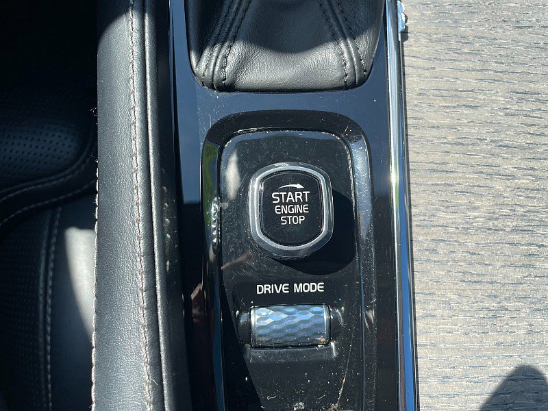 Used 2020 Volvo XC90 T6 Inscription image 18