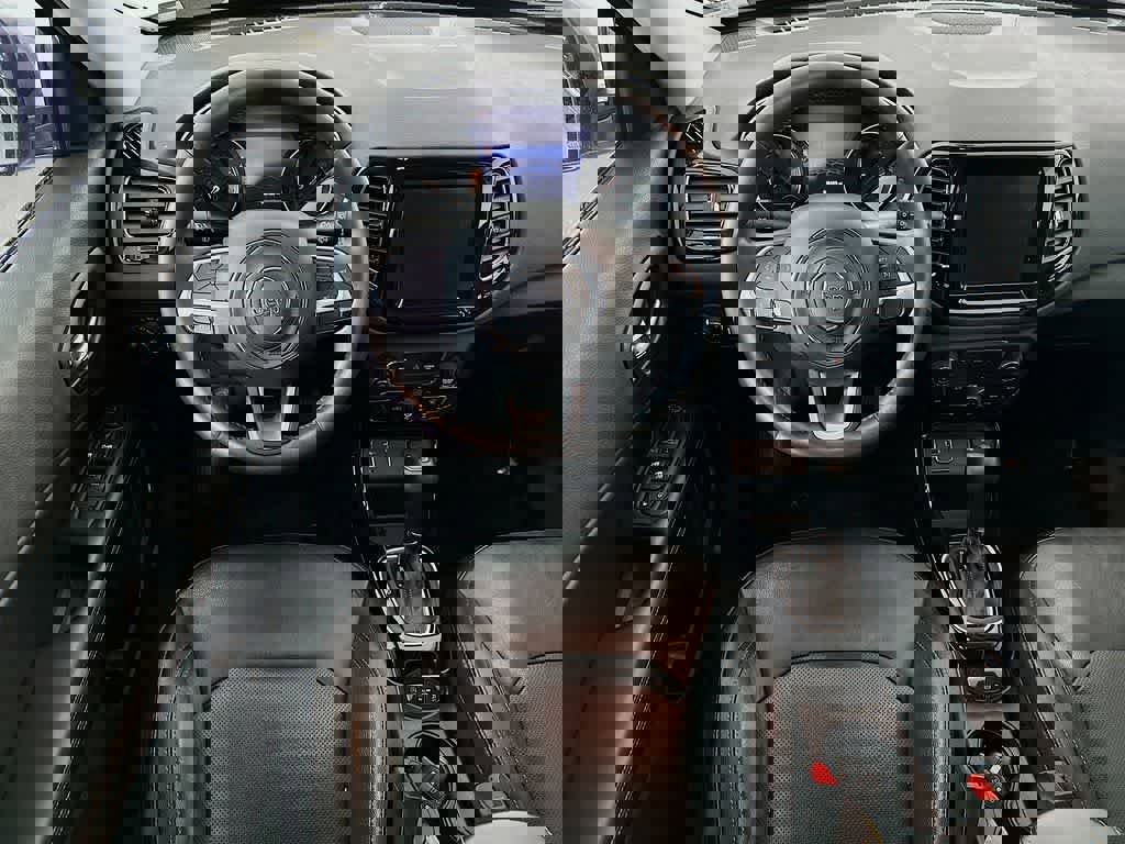 Used 2020 Jeep Compass Limited image 10