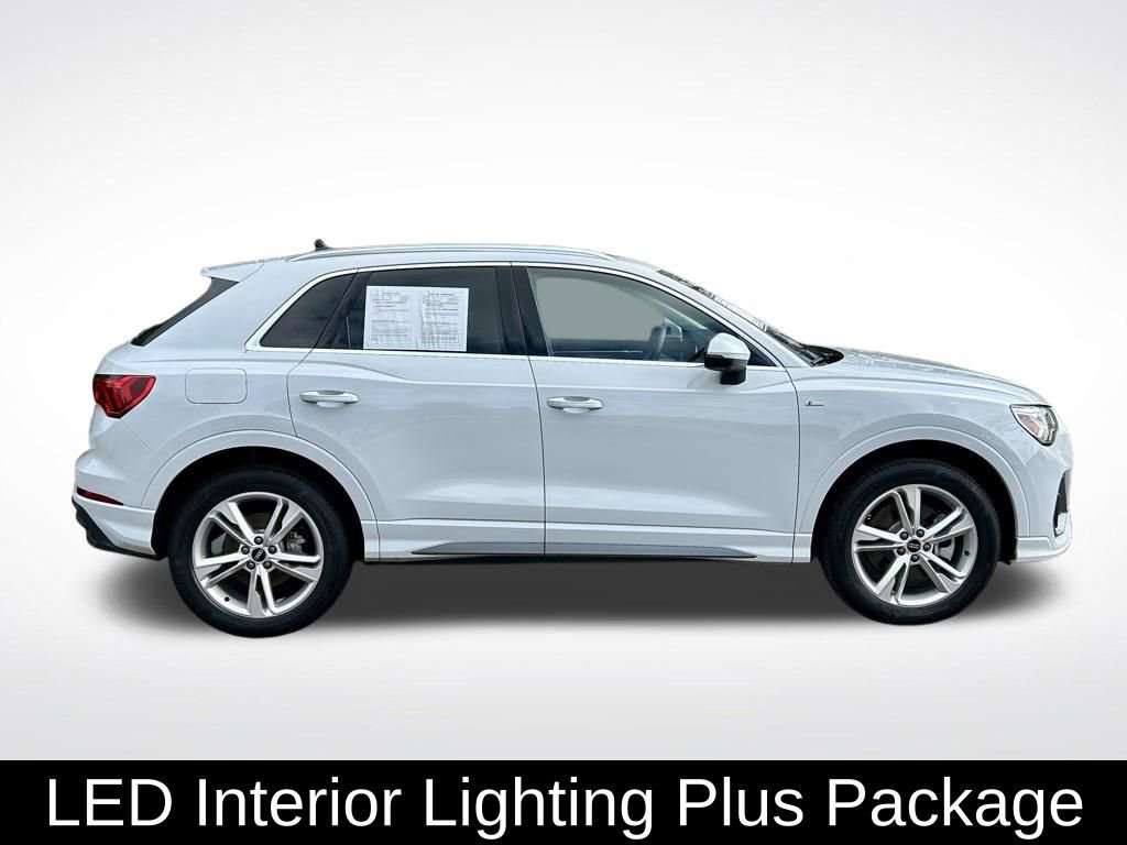Used 2024 Audi Q3 2.0T Premium Plus w/ Premium Plus Package AWD/4WD image 4