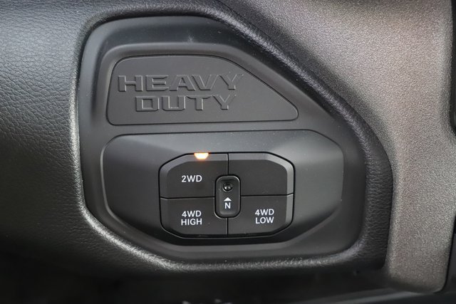 New 2026 RAM 5500 Tradesman w/ Chrome Appearance Group AWD/4WD image 35