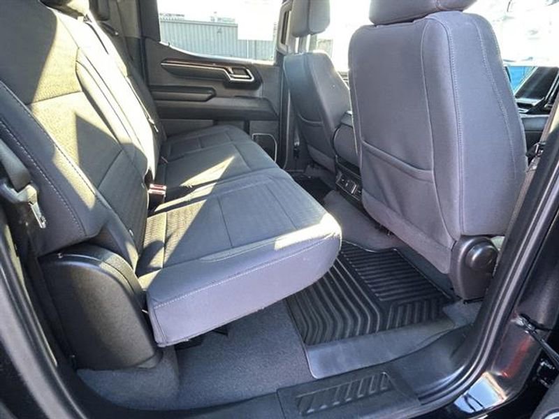 Used 2025 Chevrolet Silverado 1500 LT image 26