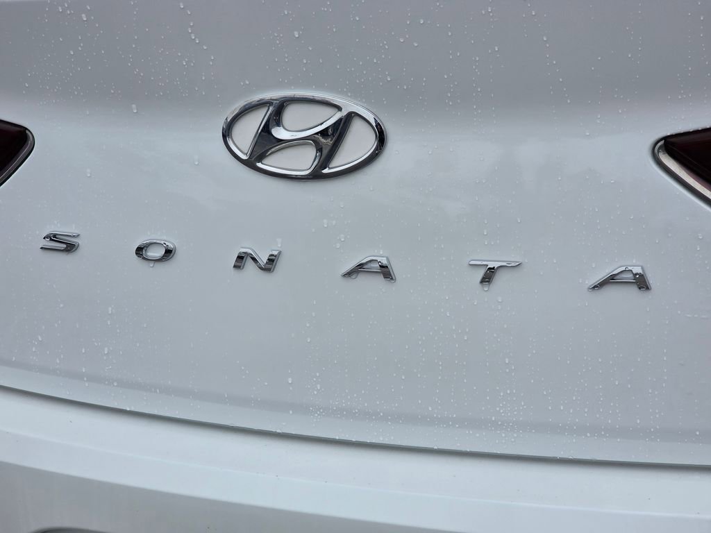 Used 2018 Hyundai Sonata Limited w/ Cargo Package image 13