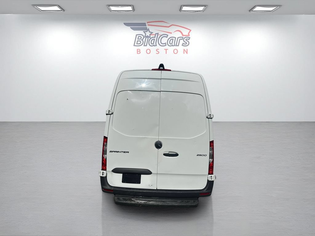 Used 2023 Mercedes-Benz Sprinter 2500 w/ Acoustic Package image 5