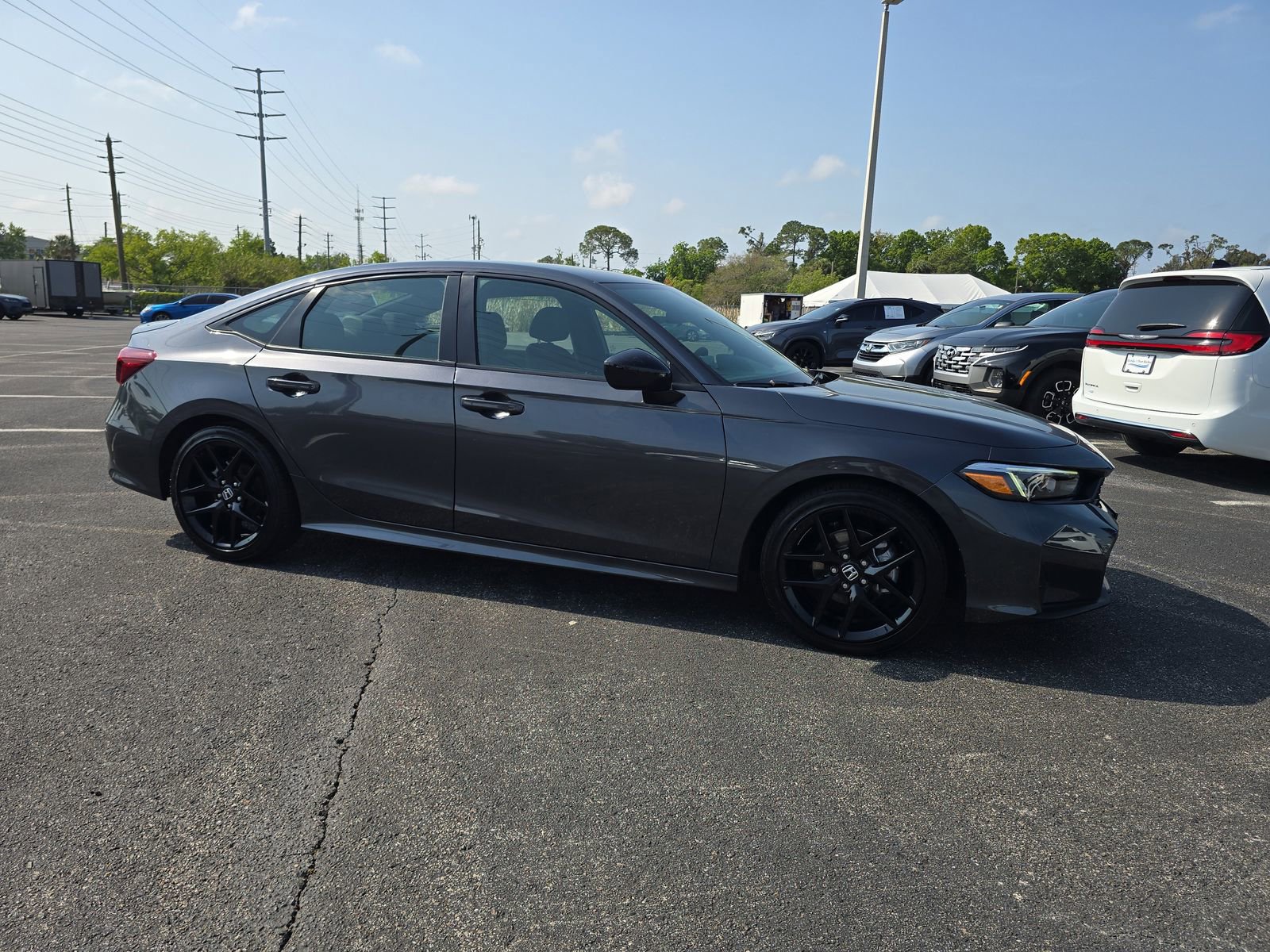 Used 2025 Honda Civic Sport image 2