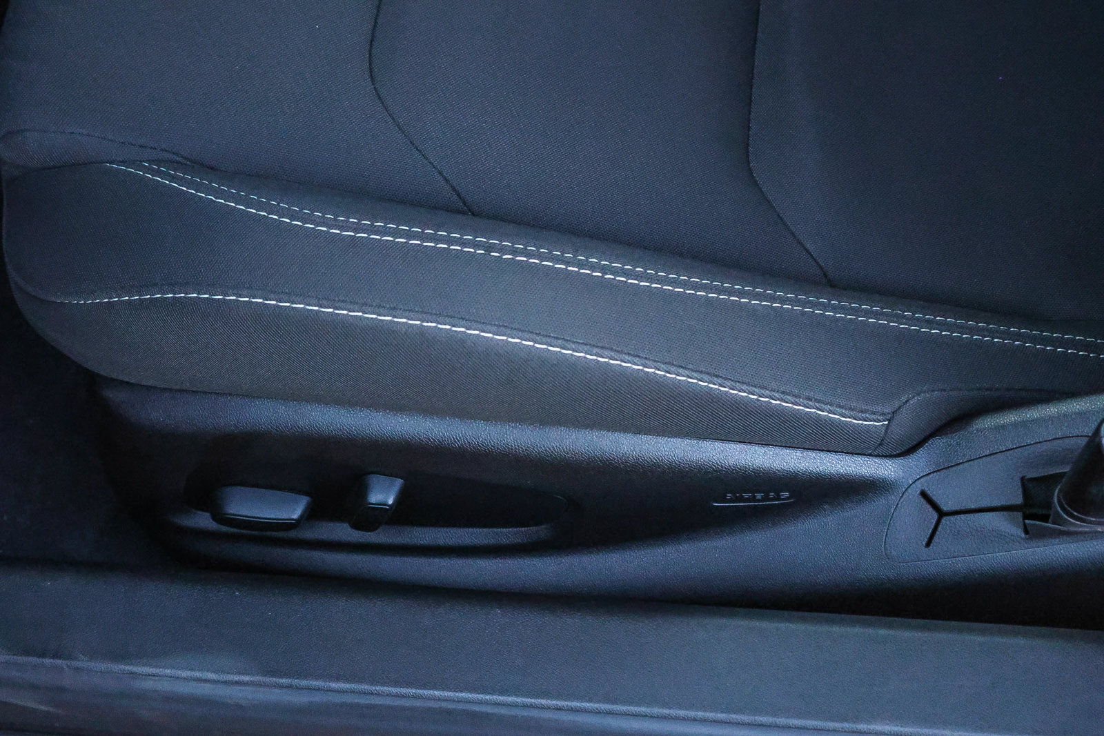 Used 2018 Chevrolet Camaro SS RWD image 25