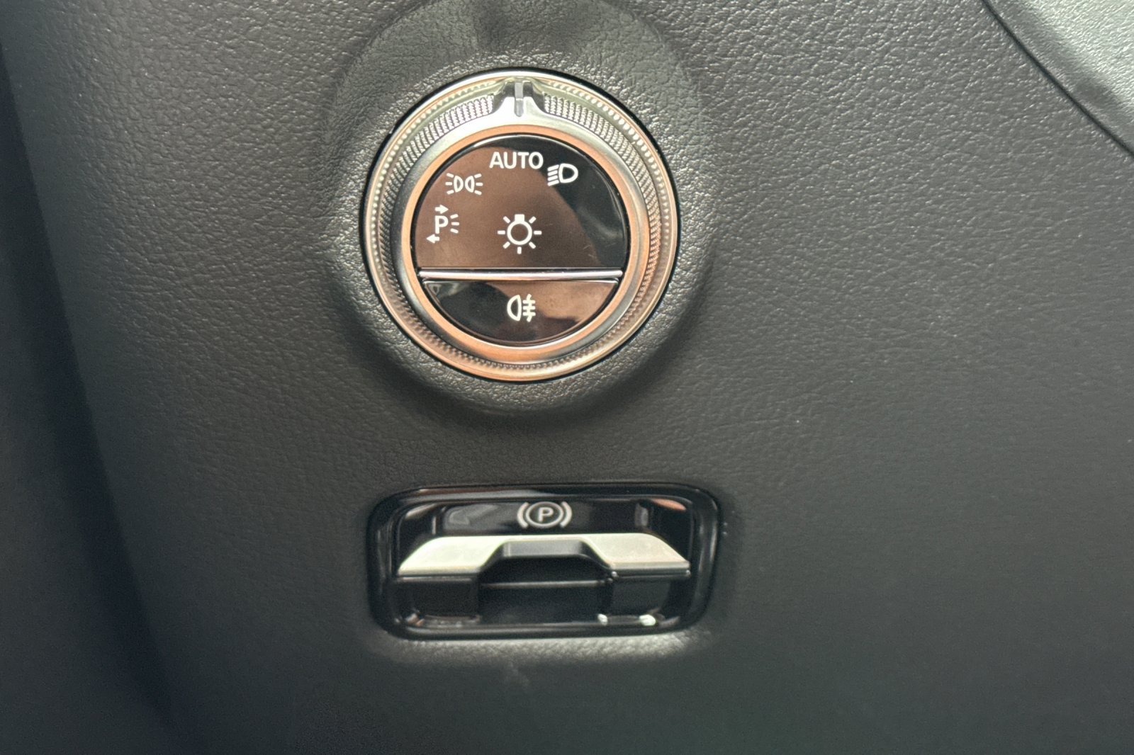 Certified 2026 Mercedes-Benz C 300 Sedan image 34