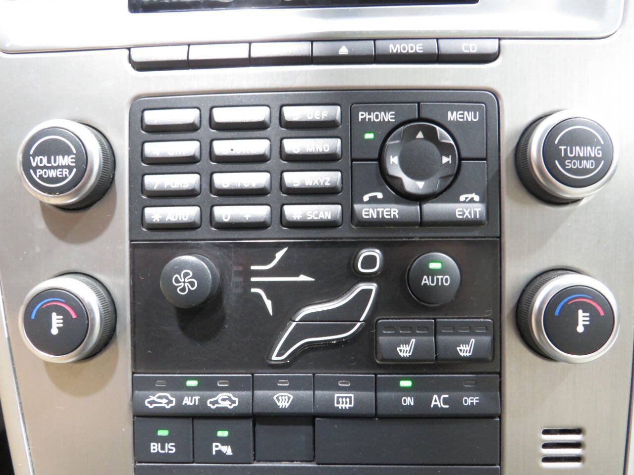 Used 2010 Volvo XC60 3.2 FWD image 21