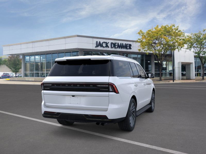 New 2026 Lincoln Navigator Premiere image 8