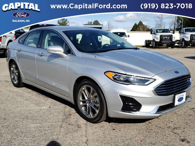 Used 2019 Ford Fusion SEL FWD image 1