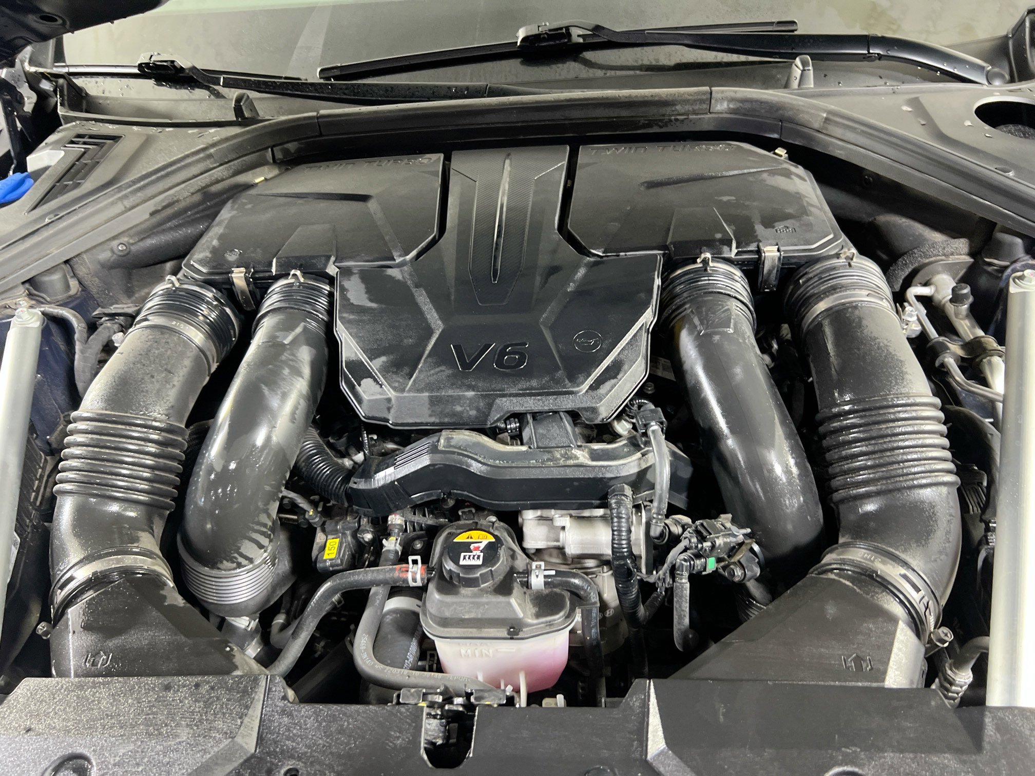 Used 2023 Genesis GV70 3.5T Sport w/ Sport Prestige Package image 32