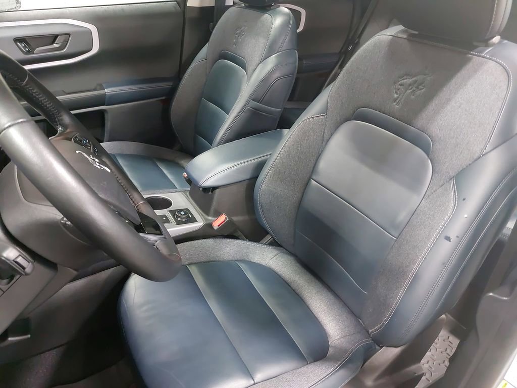 Used 2023 Ford Bronco Sport Outer Banks w/ Tech Package AWD/4WD image 14