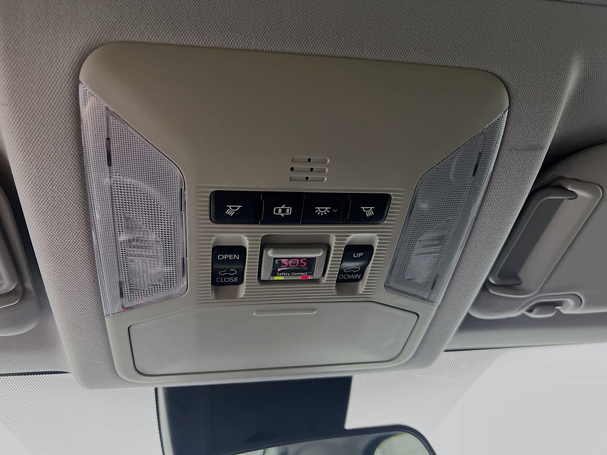 Used 2019 Toyota RAV4 XLE w/ Convenience Package FWD image 21
