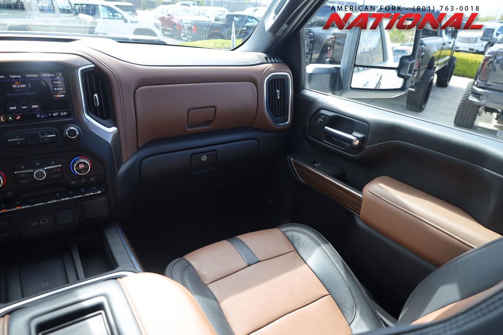 Used 2021 Chevrolet Silverado 3500 High Country w/ Z71 Off-Road Package image 21
