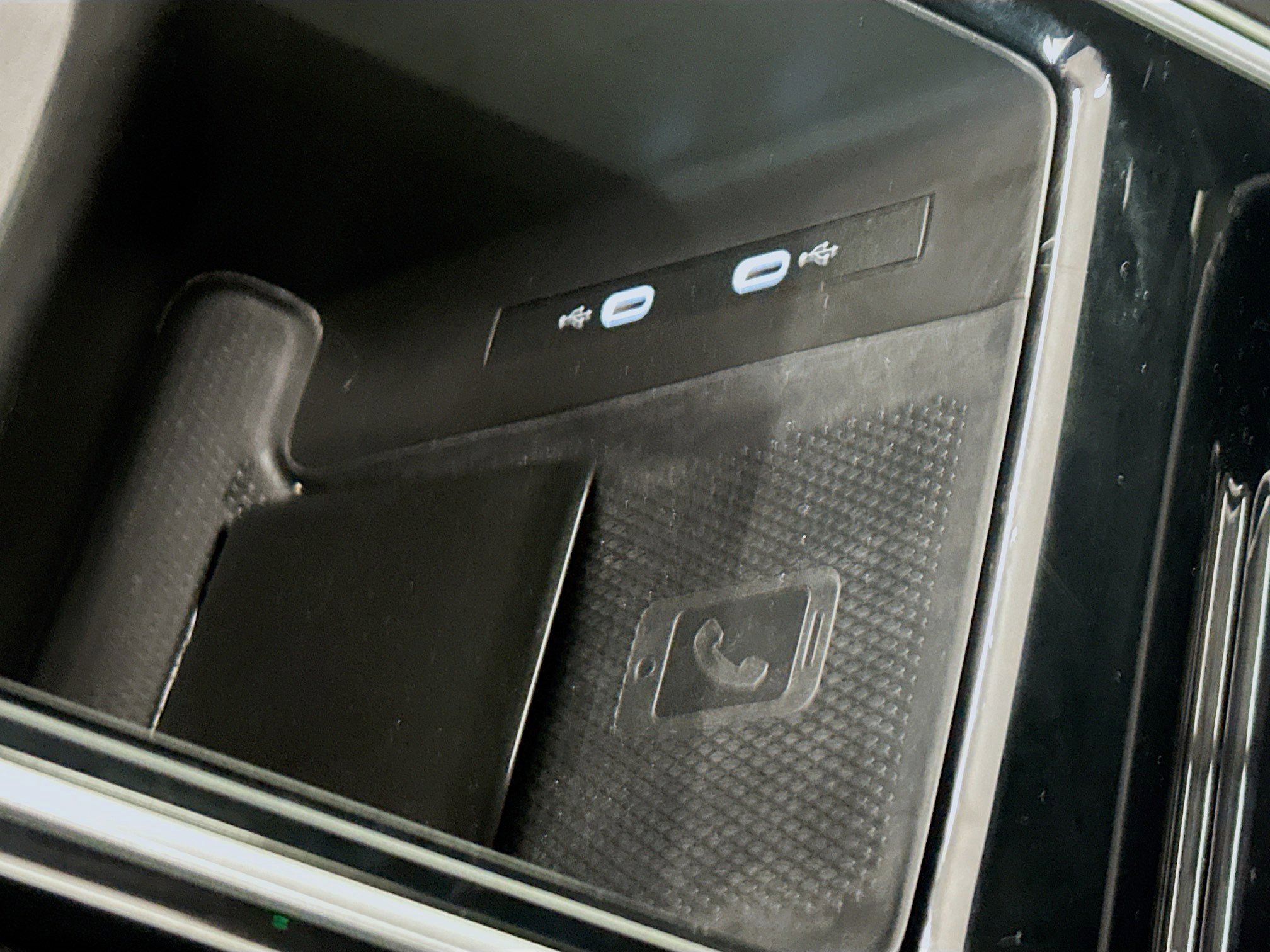 Used 2023 Volkswagen ID.4 Pro S Plus image 26