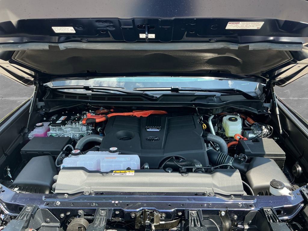 New 2026 Toyota Sequoia Platinum AWD/4WD image 18