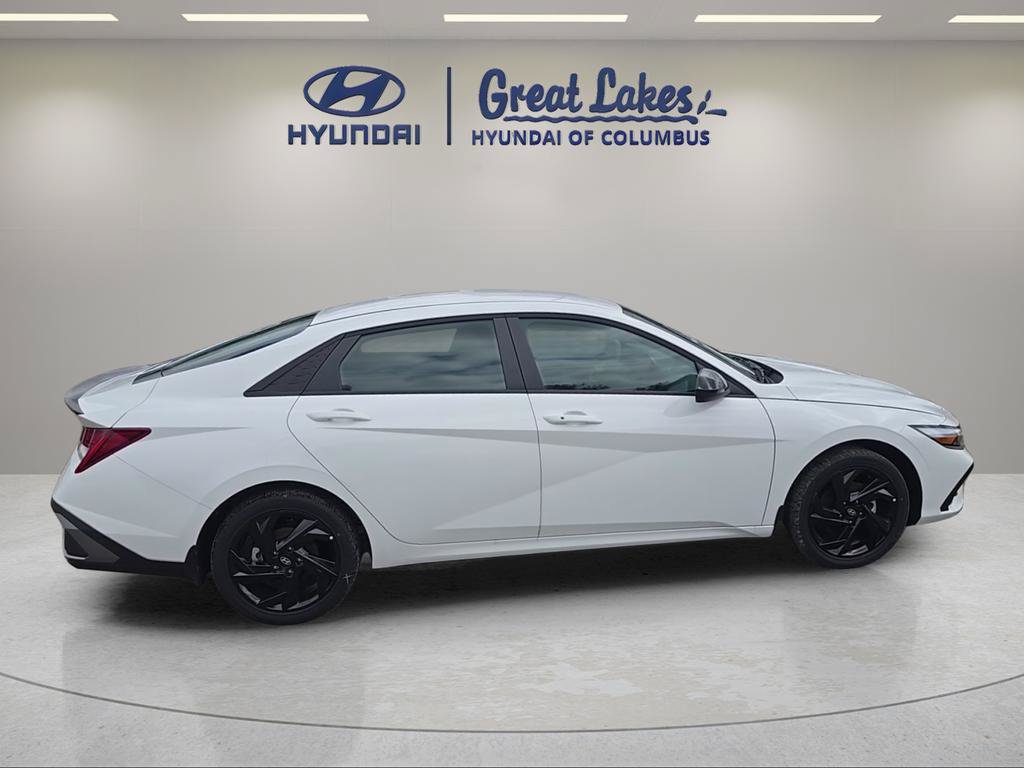 New 2026 Hyundai Elantra SEL FWD image 6