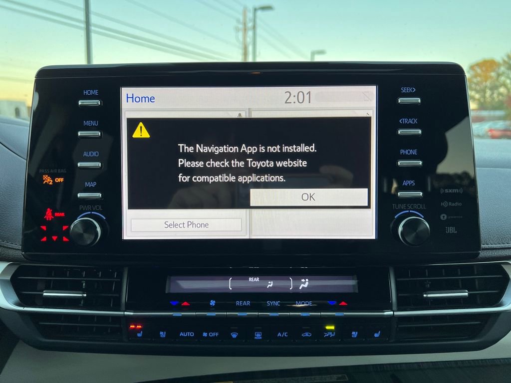 Used 2022 Toyota Sienna Platinum AWD/4WD image 22