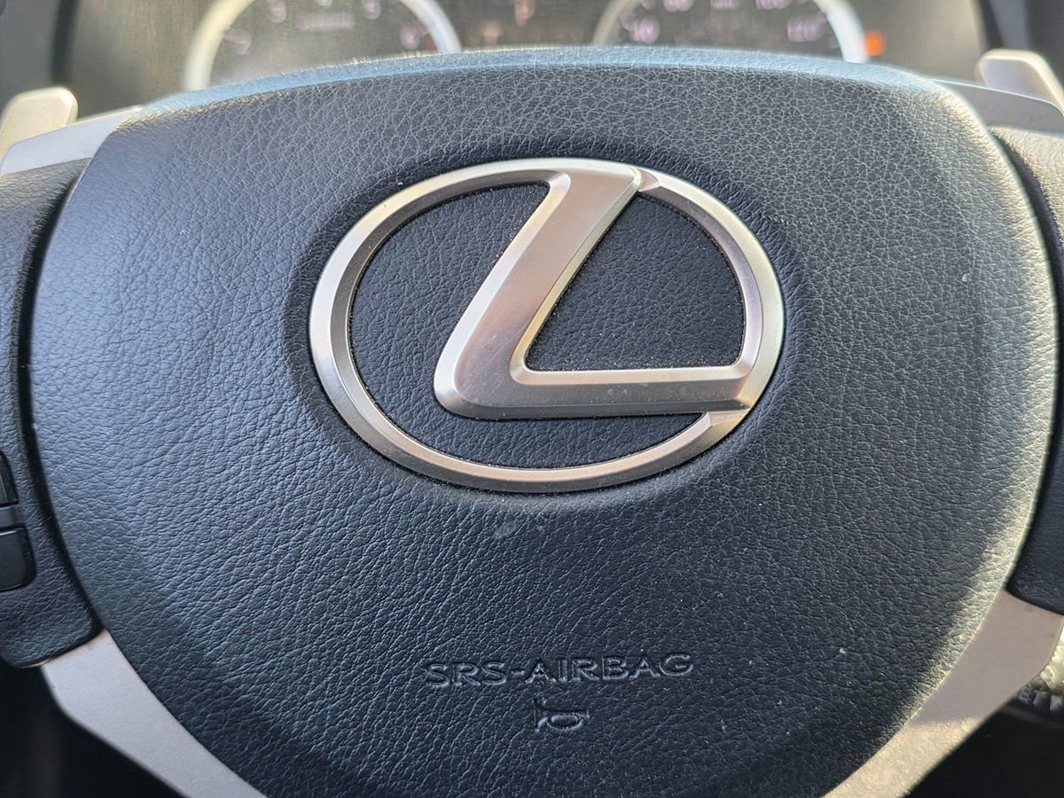 Used 2016 Lexus IS 200t RWD image 22