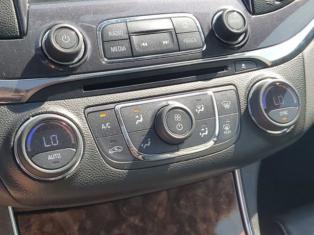 Used 2015 Chevrolet Impala LTZ FWD image 16