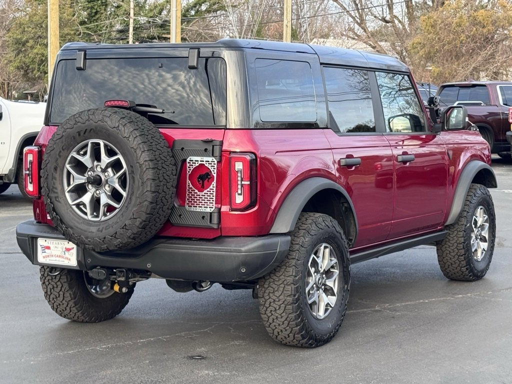Used 2025 Ford Bronco Badlands image 17