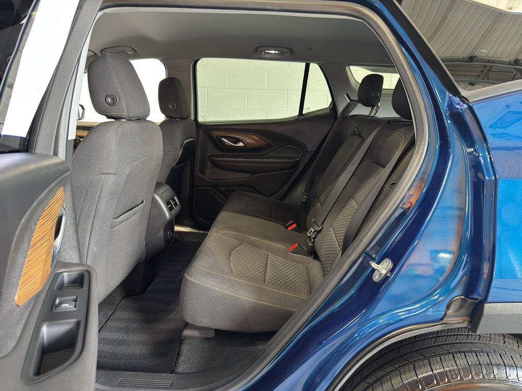 Used 2020 GMC Terrain SLE image 12