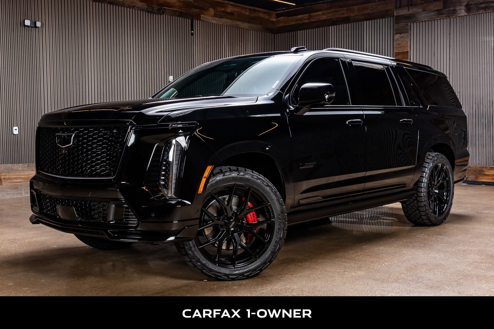 Used 2026 Cadillac Escalade ESV V image 5