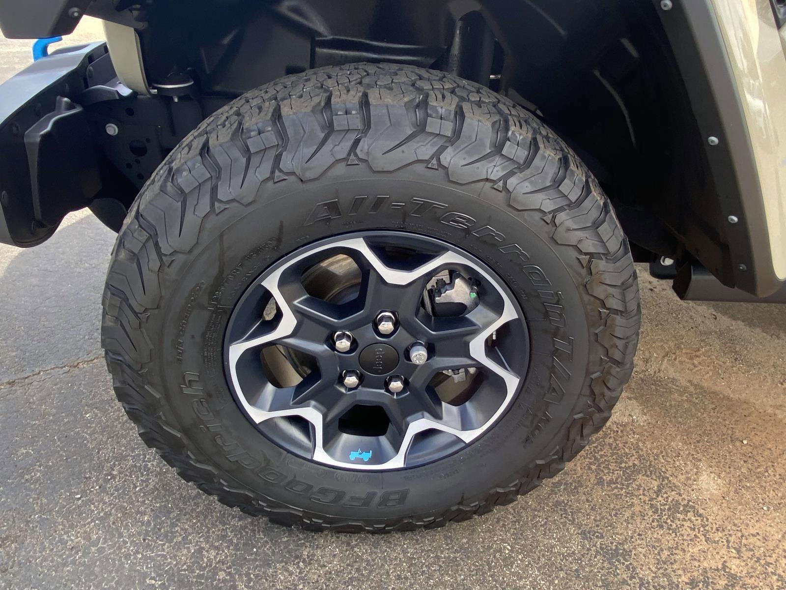 Certified 2022 Jeep Wrangler Unlimited Rubicon 4xe image 26