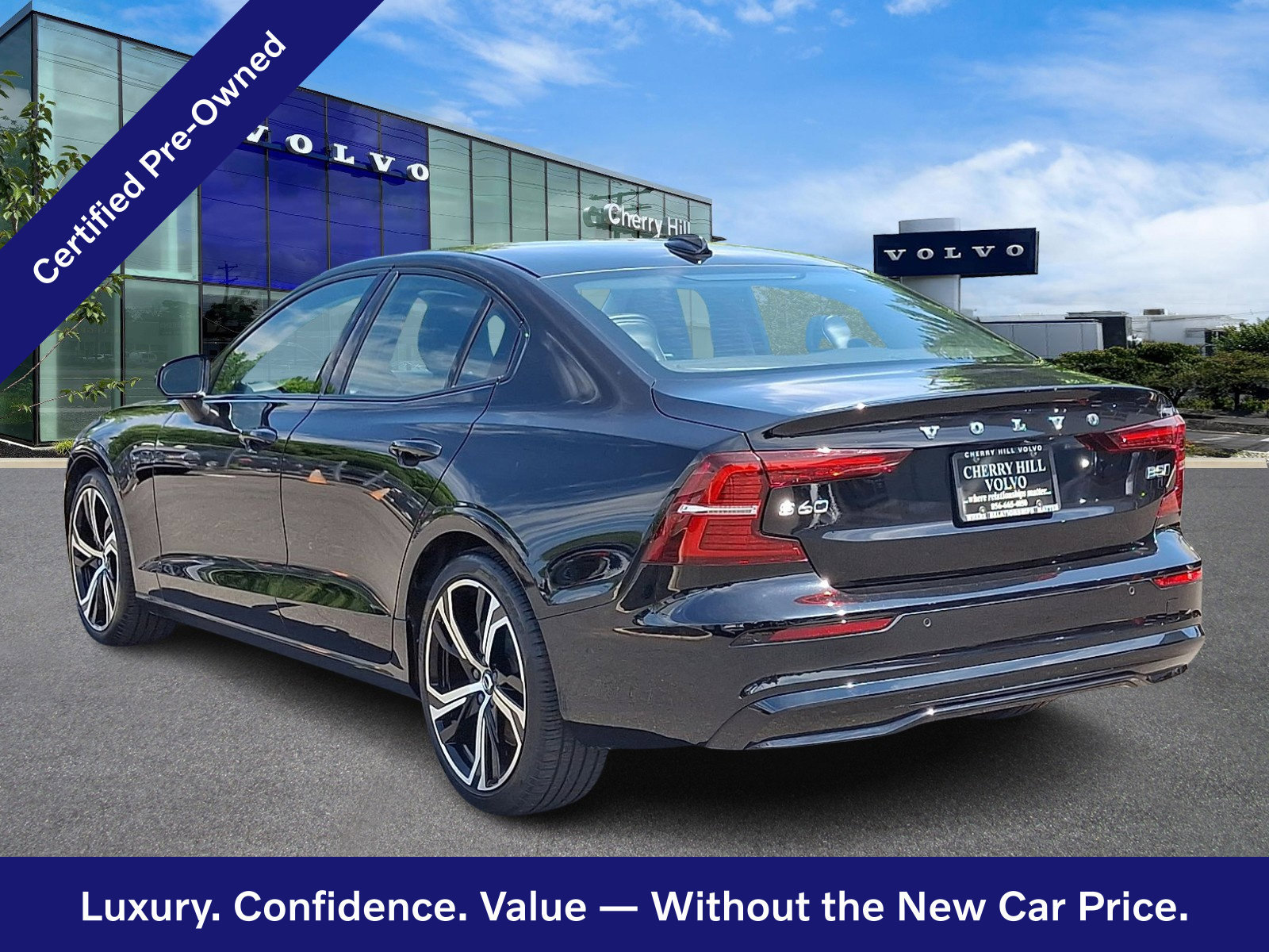 Certified 2025 Volvo S60 B5 Plus AWD/4WD image 5