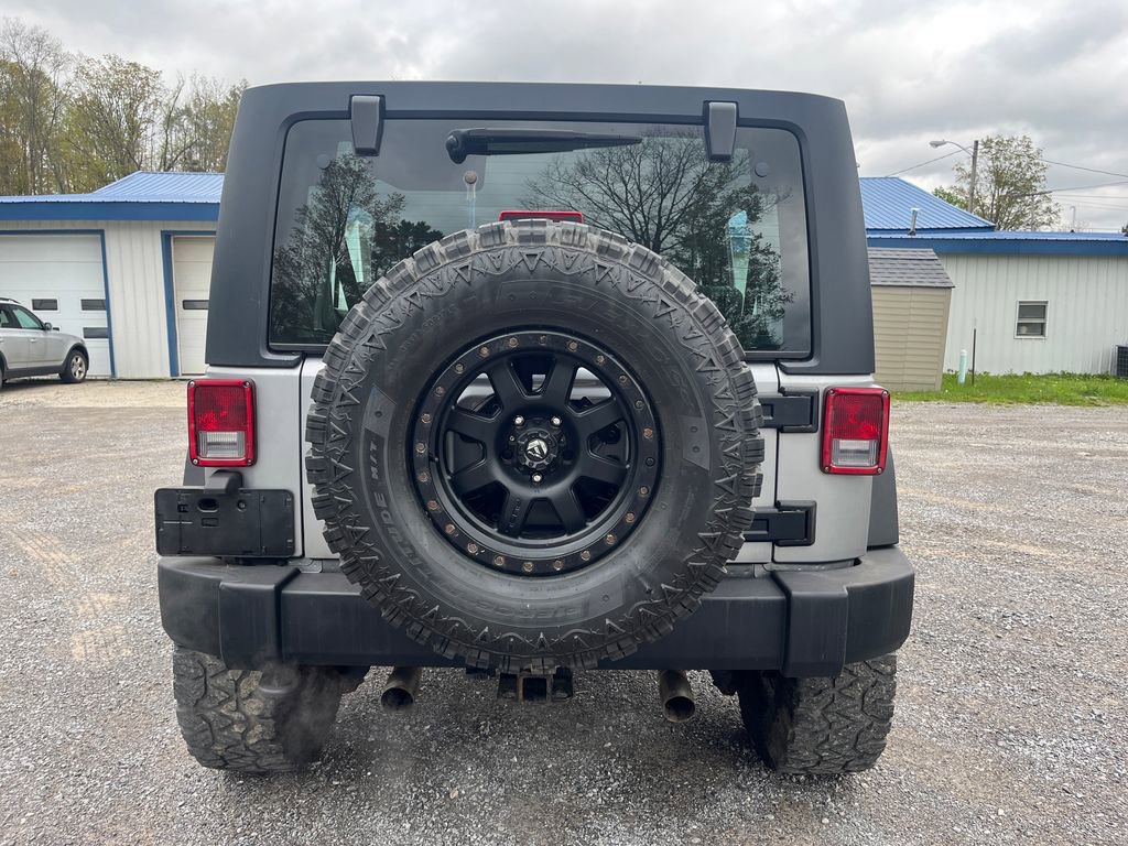 Used 2014 Jeep Wrangler Unlimited Sport w/ Connectivity Group AWD/4WD image 6