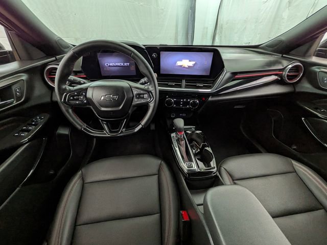 Used 2025 Chevrolet Trax RS w/ Driver Confidence Package FWD image 11