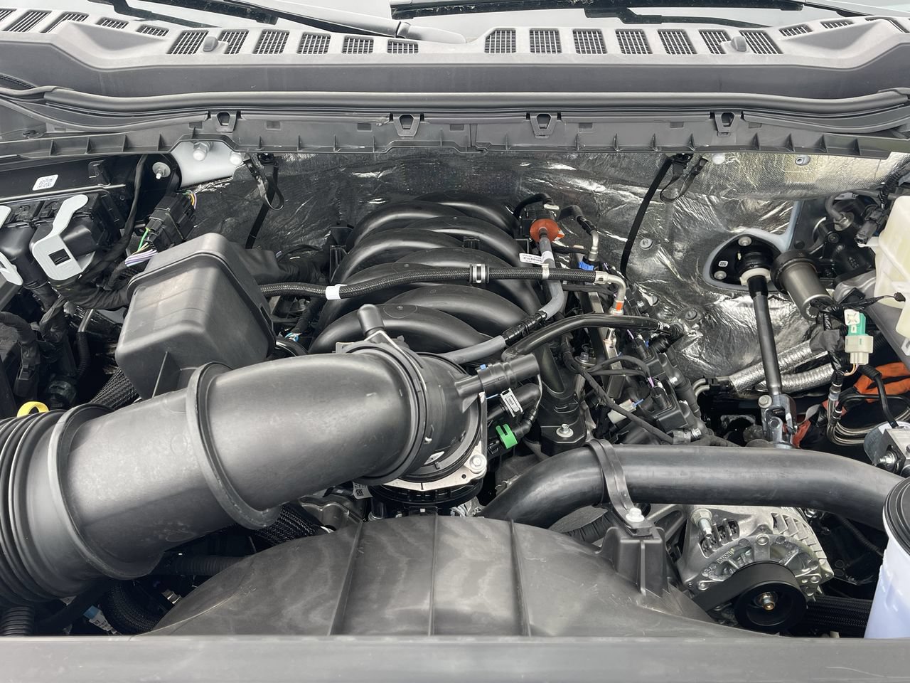 New 2025 Ford F450 XL w/ XL Chrome Package RWD image 25
