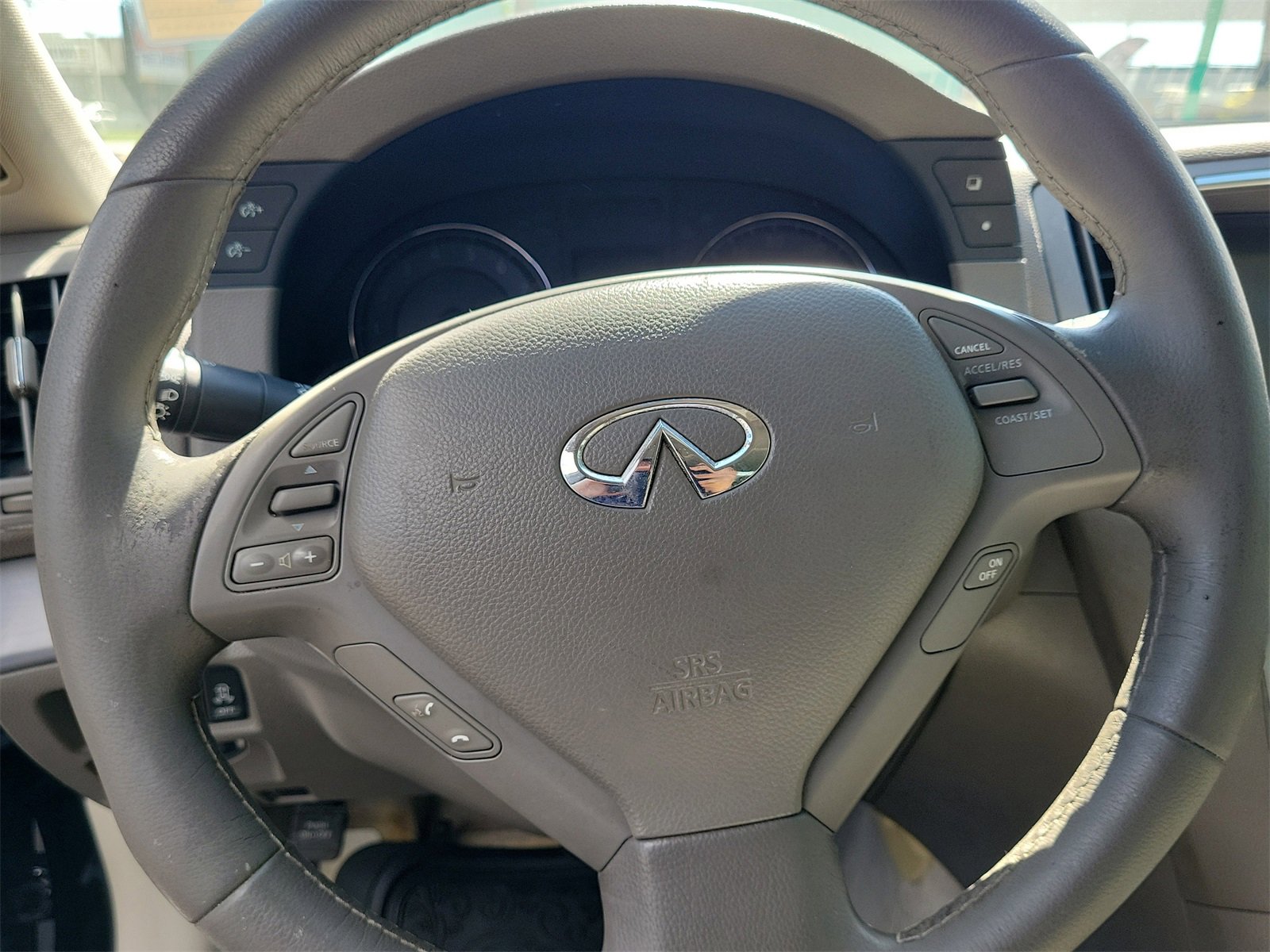 Used 2013 INFINITI G37 Journey w/ Premium Pkg image 18