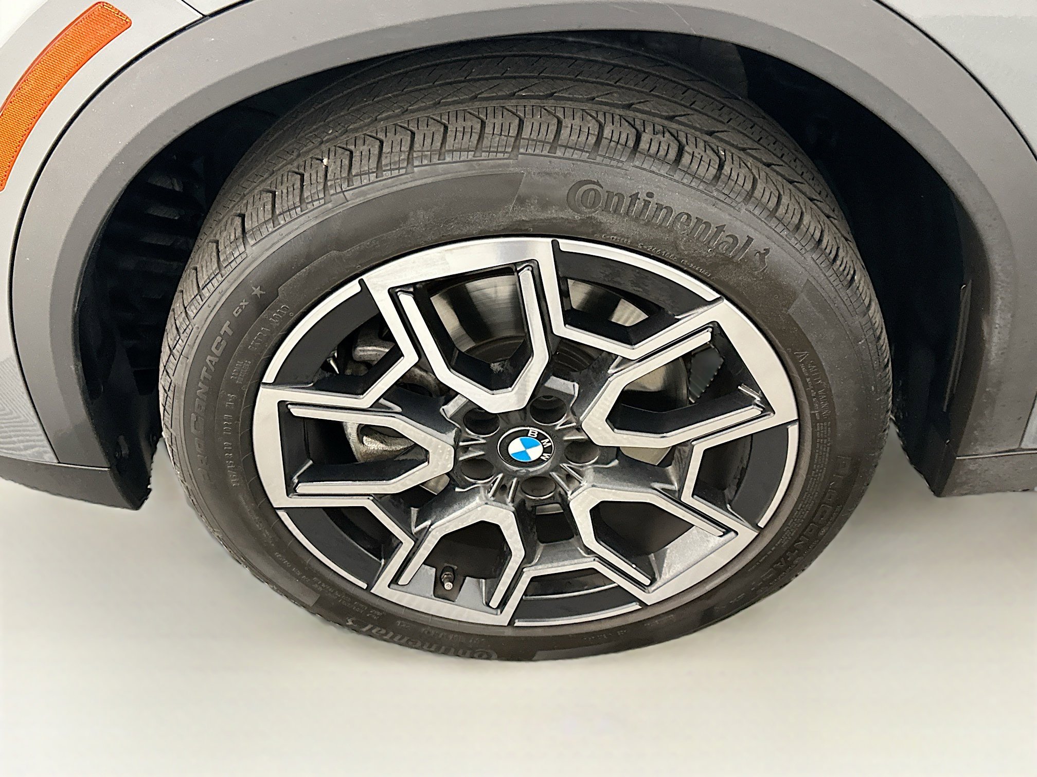 Used 2025 BMW X2 xDrive28i image 11