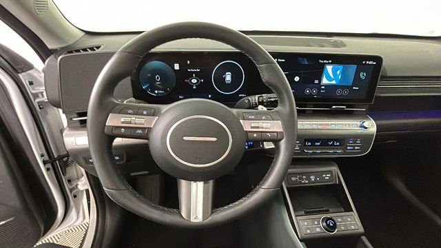 Certified 2025 Hyundai Kona Limited AWD/4WD image 15