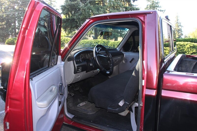 Used 1994 Ford F150 2WD Regular Cab image 5