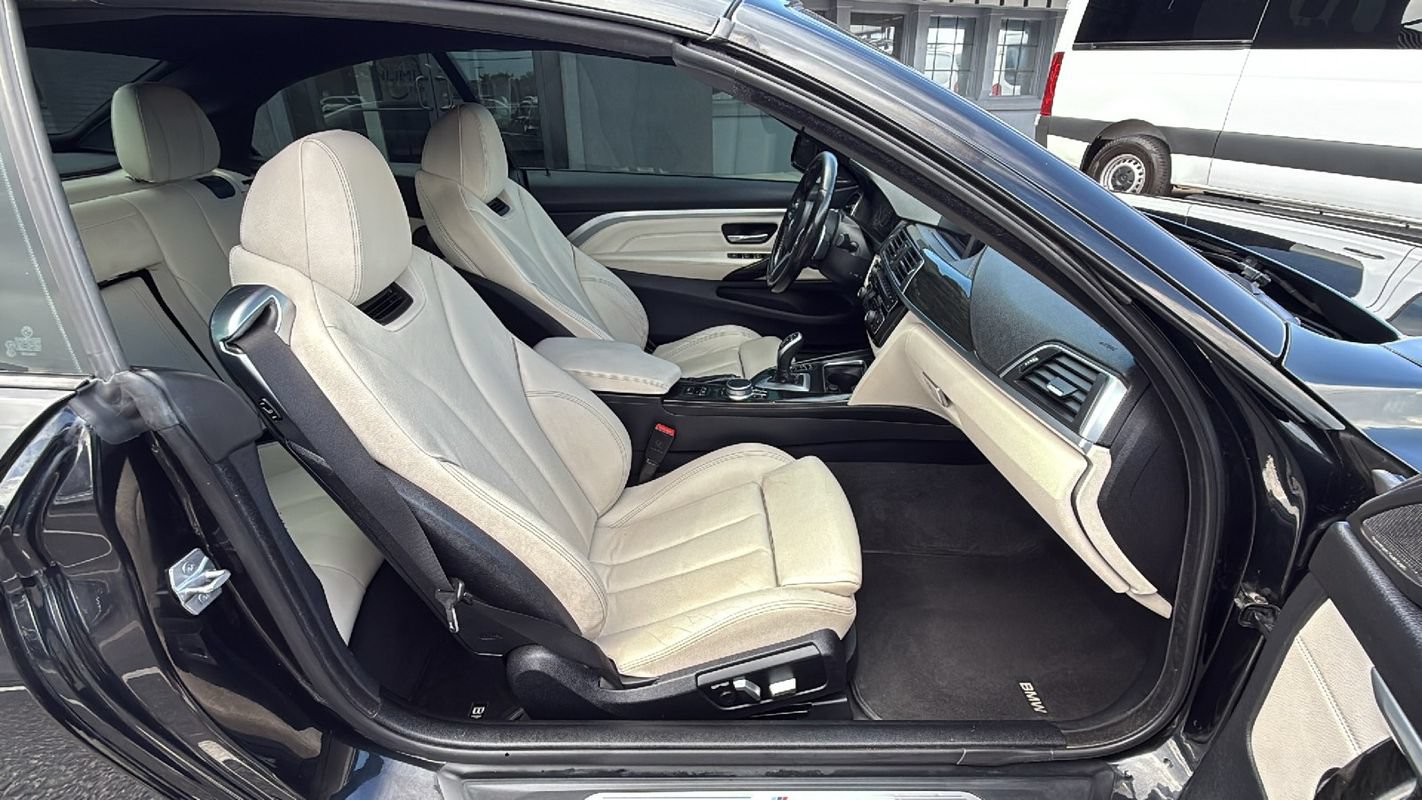 Used 2018 BMW 440i xDrive Convertible AWD/4WD image 22