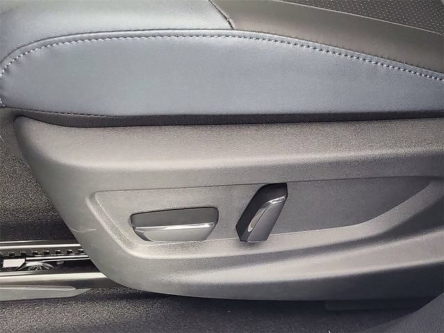New 2026 Nissan Leaf SV+ w/ Illuminated Package FWD image 20