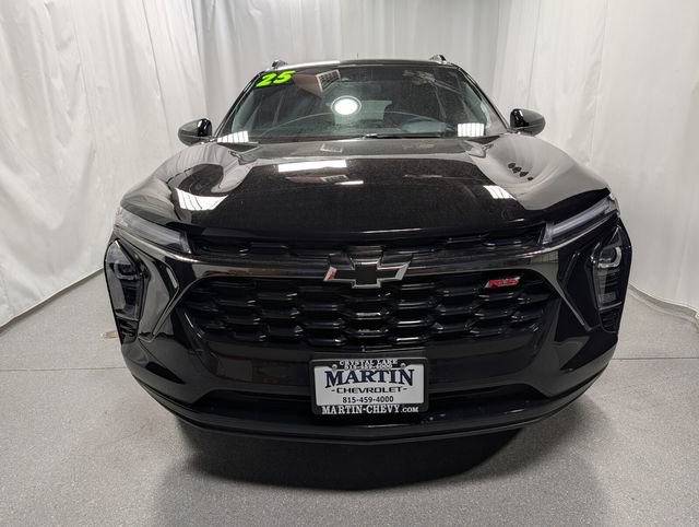 Used 2025 Chevrolet Trax RS image 8