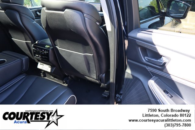 Used 2023 Acura MDX w/ Advance Package AWD/4WD image 31