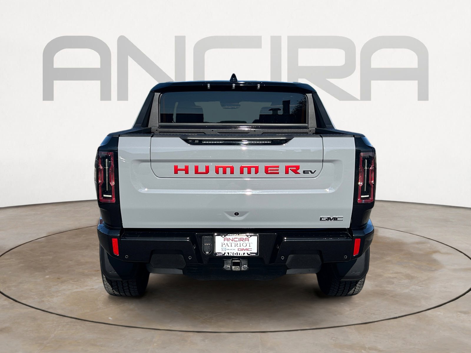 Used 2025 GMC Hummer EV 2X w/ LPO, Sport Package image 9
