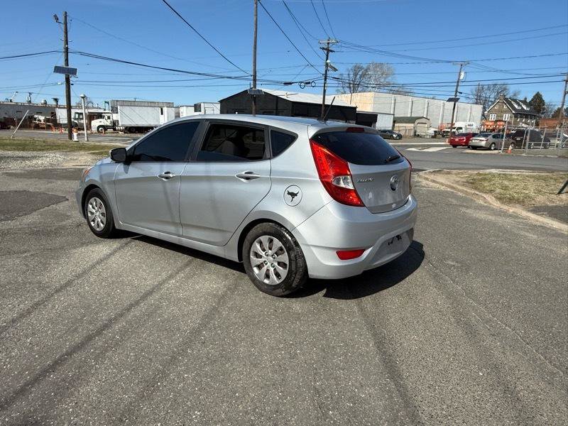 Used 2016 Hyundai Accent SE image 11